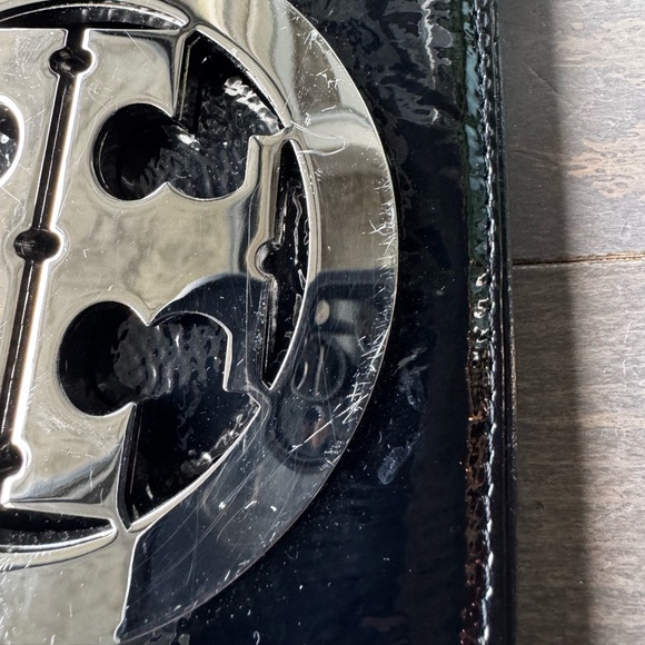 Black Patent Leather Tory Burch Clutch - Picture 6 of 13